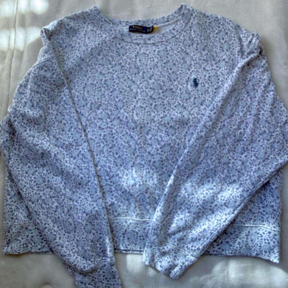 Ralph Lauren Blue and White Floral Patterned Sweatshirt